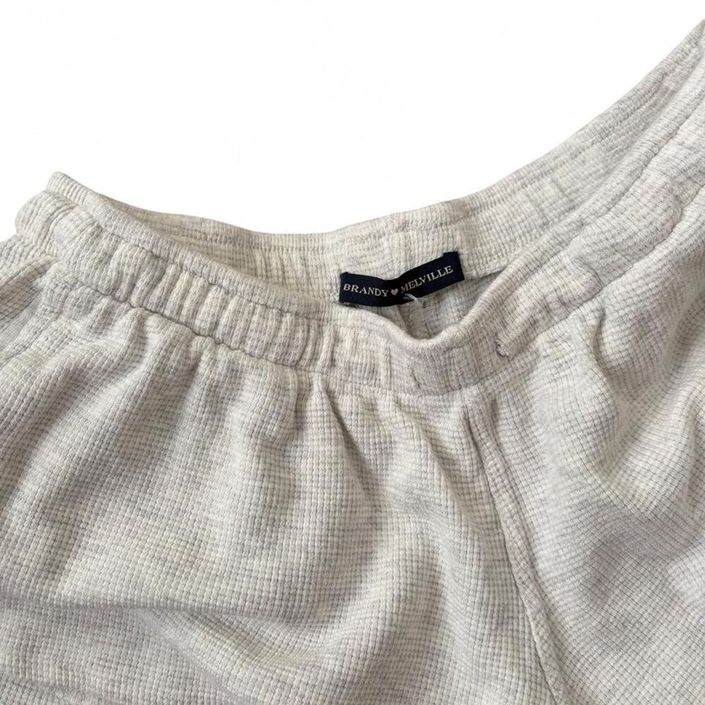 Brandy-melville Women's Grey and Cream Shorts